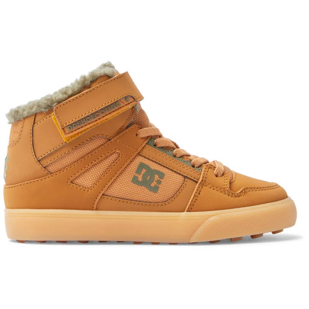 Winterized DC shoes lined size boys 6.5